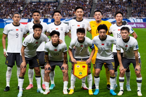 国足积极备战中沙之战：重点克服首轮惨败影响